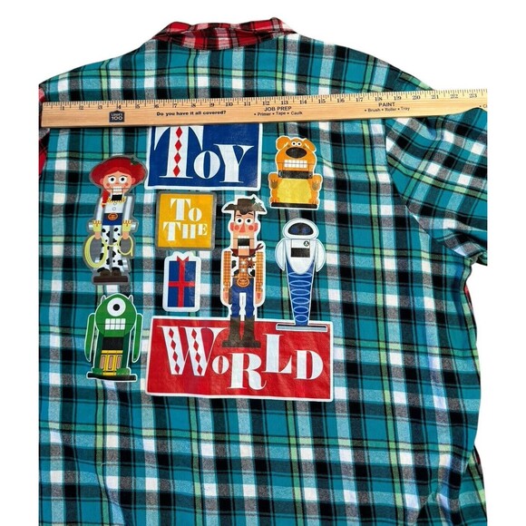 Disney Pixar Toy Story “Toy To The World” Christmas Flannel Snap Button Up XXL - Picture 9 of 15